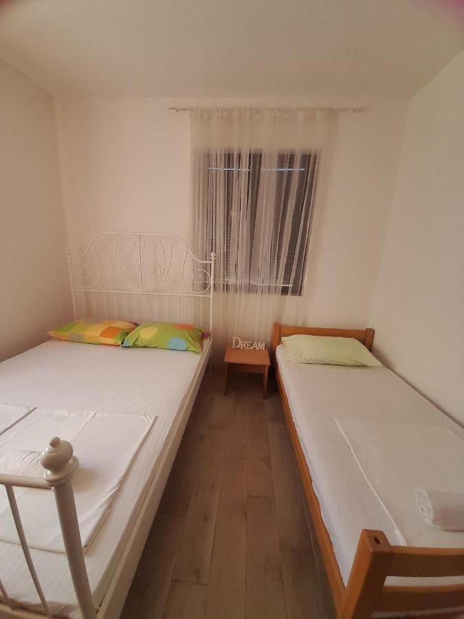Apartments Nikovic Risan Ngoại thất bức ảnh