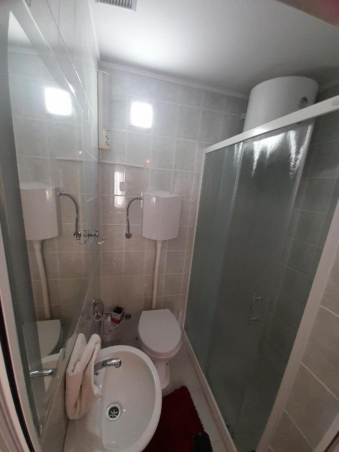 Apartments Nikovic Risan Ngoại thất bức ảnh
